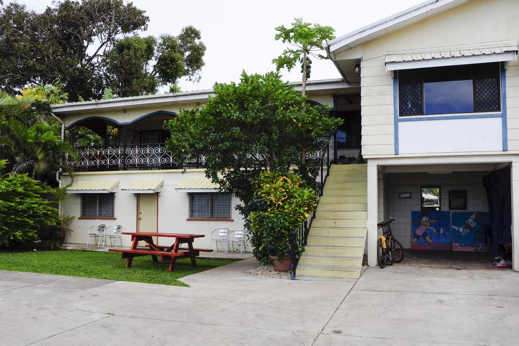 Olini Lodge Haveluloto Exterior photo